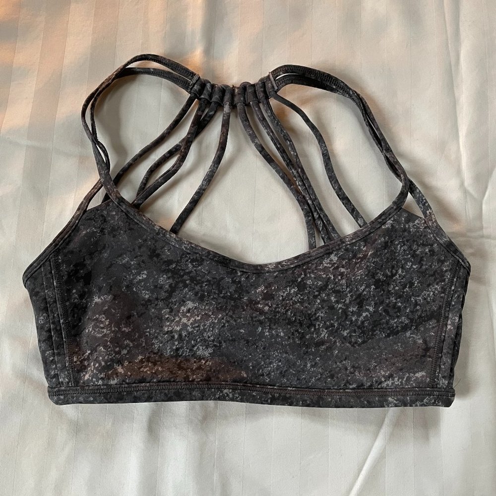 Lululemon Lighten Up Bra Size 4 Black/White Pattern